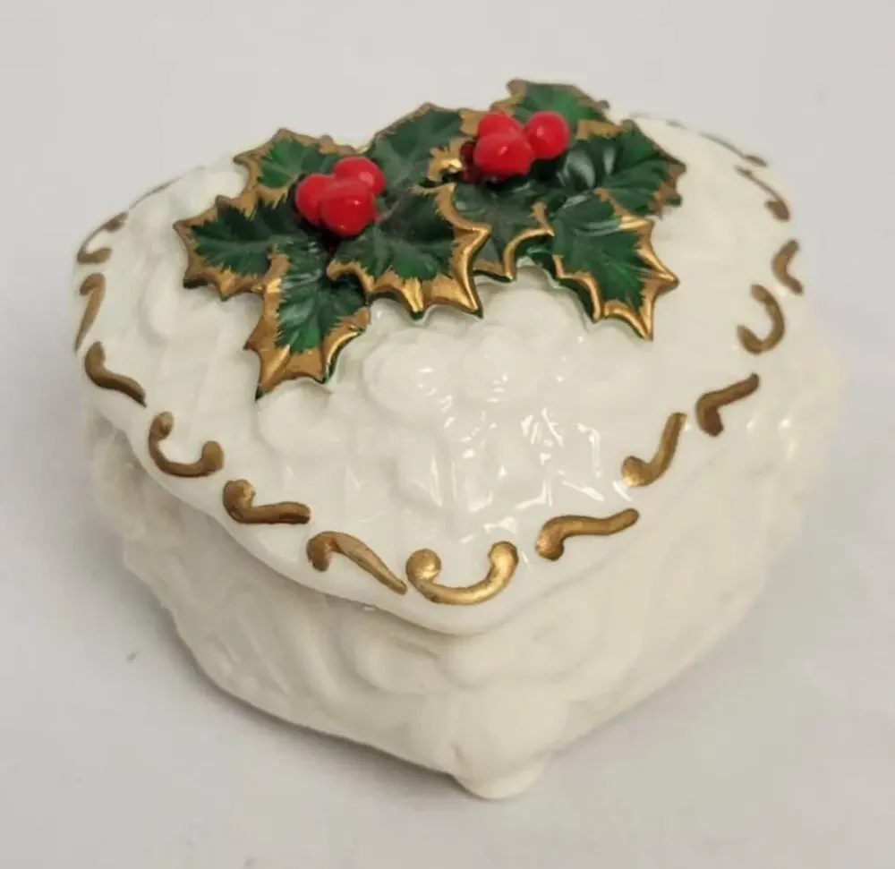 Vintage Porcelain Christmas Holly Berry Heart Ceramic Jewelry Box